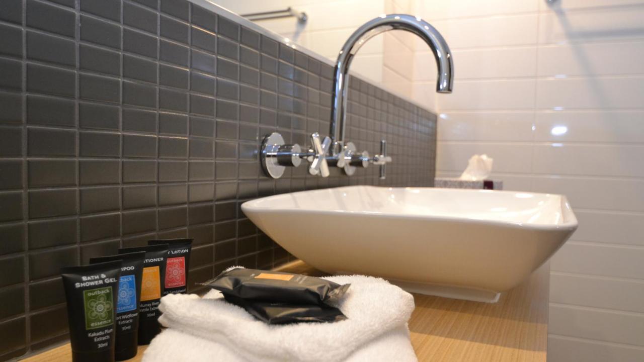 The Astor Suites Goulburn Eksteriør billede